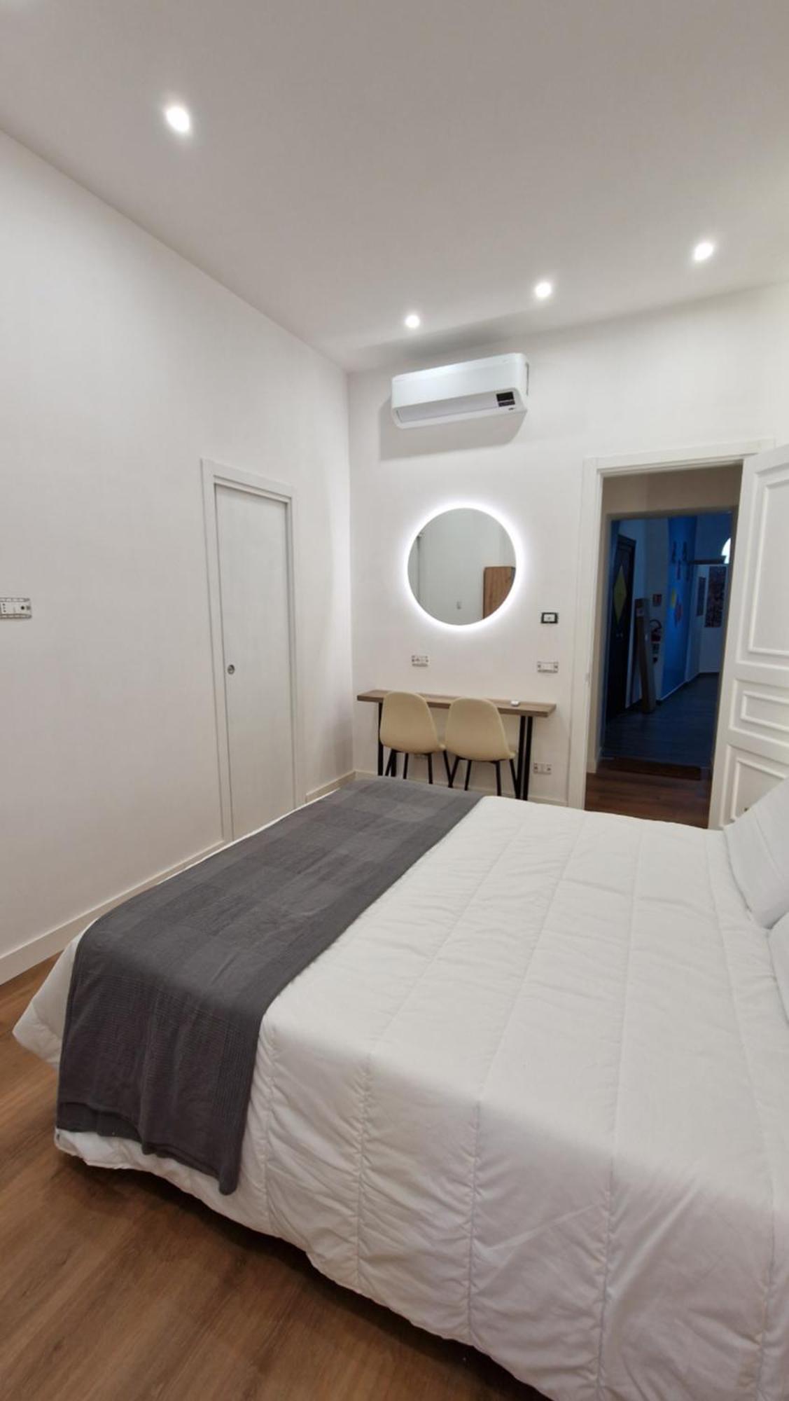 B&B City Center Naples Bilik gambar