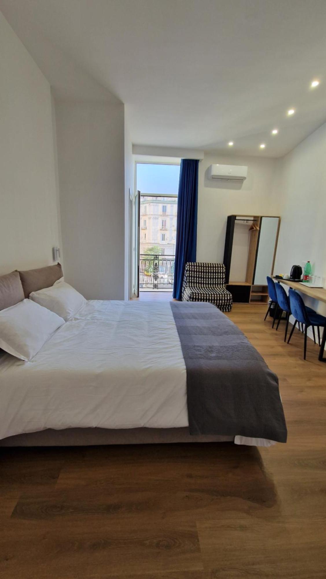 B&B City Center Naples Bilik gambar