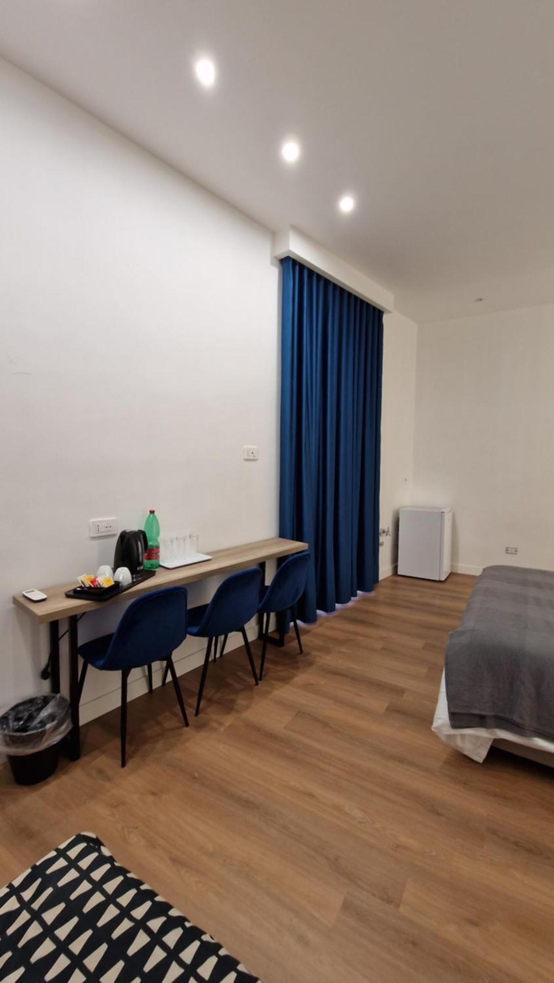 B&B City Center Naples Bilik gambar